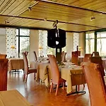 Zajazd Les Chevreuils 3*