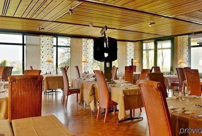 여관 Les Chevreuils 3*